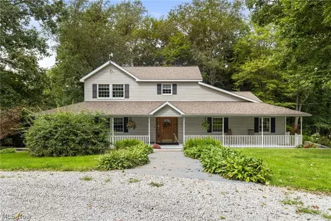 48211 Moore Rd, East Liverpool, OH 43920