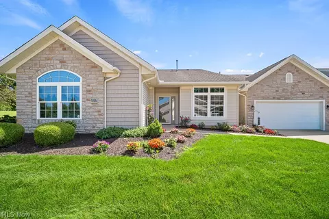 2452 Barrington Way #446, Wooster, OH 44691