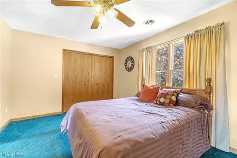 Bedroom - 40450 Parsons Rd, Lagrange, OH 44050 photo 3 of 6