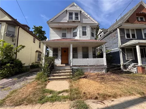 10907 Hull Ave, Cleveland, OH 44106