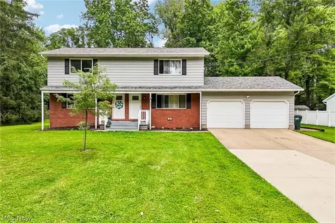 2097 Samira Rd, Stow, OH 44224