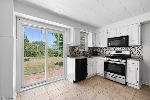 Kitchen - 10810 Windham Rd, Parma, OH 44130 photo 3 of 4