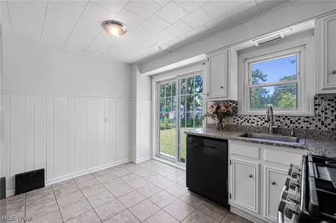 Kitchen - 10810 Windham Rd, Parma, OH 44130 photo 4 of 4