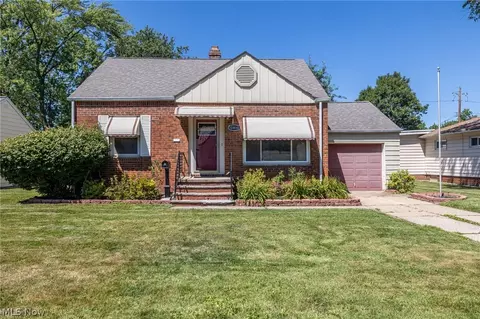 10810 Windham Rd, Parma, OH 44130