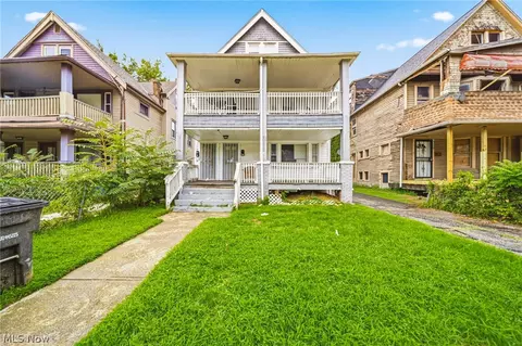 9501 Pierpont Ave, Cleveland, OH 44108