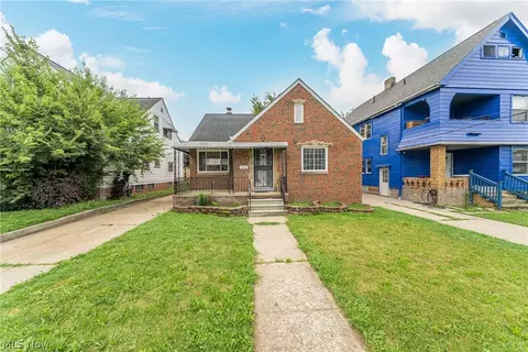 11303 Thrush Ave, Cleveland, OH 44111