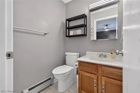 Bath - 7380 Eisenhower Dr #3, Boardman, OH 44512 photo 2 of 2