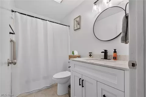 Bath - 7380 Eisenhower Dr #3, Boardman, OH 44512 photo 1 of 2