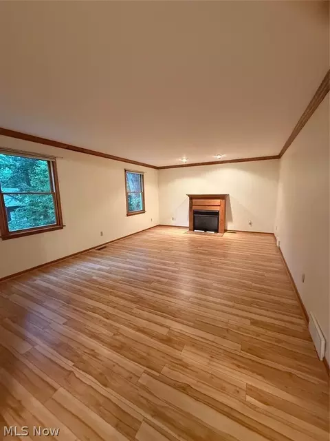 Living - 8 Apache Trl, Malvern, OH 44644 photo 1 of 3
