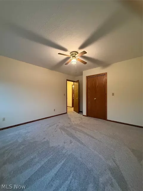 Bedroom - 8 Apache Trl, Malvern, OH 44644 photo 2 of 4