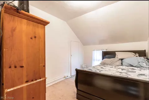 Bedroom - 175 Spruce St, Elyria, OH 44035 photo 2 of 5