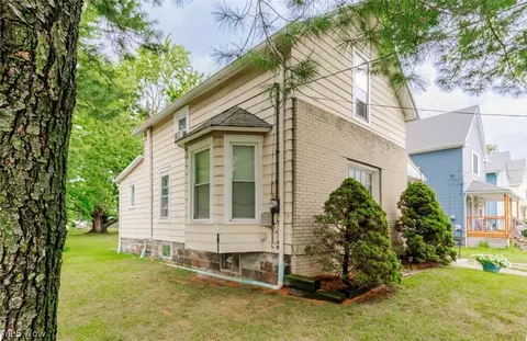 Exterior - 175 Spruce St, Elyria, OH 44035 photo 1 of 9