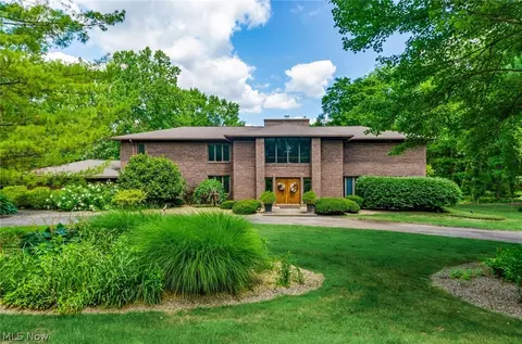 200 Hampshire Rd, Akron, OH 44313