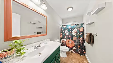 Bath - 312 Maple Dr, Williamstown, WV 26187 photo 1 of 5