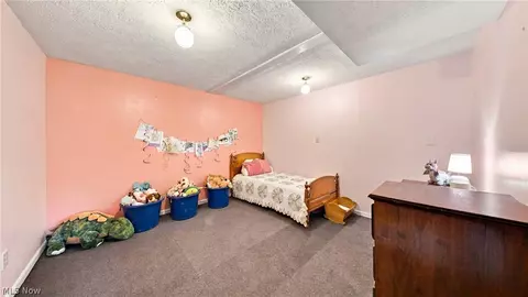 Bedroom - 312 Maple Dr, Williamstown, WV 26187 photo 6 of 7