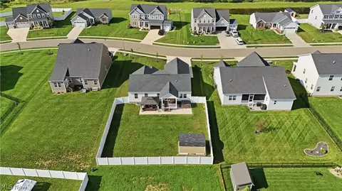 View/Area - 3354 Stoneleigh Rd NE, Canton, OH 44721 photo 2 of 4