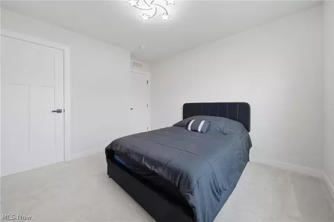 Bedroom - 3354 Stoneleigh Rd NE, Canton, OH 44721 photo 5 of 9