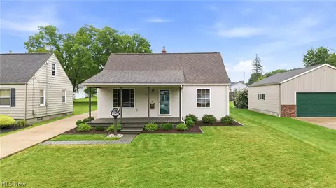 139 Fox St, Hubbard, OH 44425