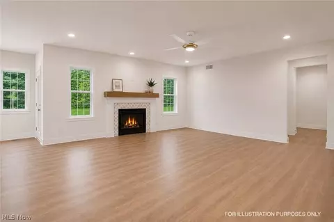 Living - 3706 Turfside Cir, Huron, OH 44839 photo 1 of 2