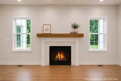 Living - 3706 Turfside Cir, Huron, OH 44839 photo 2 of 2