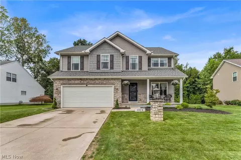 1074 Wayne Trl, Vermilion, OH 44089