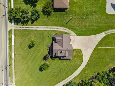 View/Area - 3230 E Wallings Rd, Broadview Heights, OH 44147 photo 6 of 9