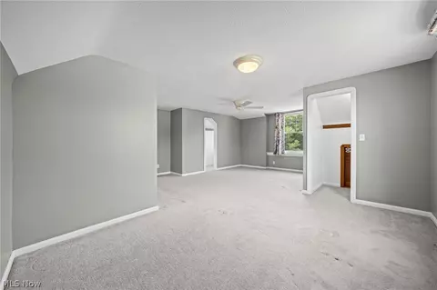 Bedroom - 3230 E Wallings Rd, Broadview Heights, OH 44147 photo 7 of 10