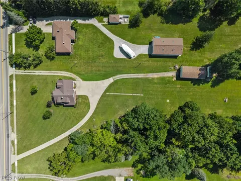 View/Area - 3230 E Wallings Rd, Broadview Heights, OH 44147 photo 7 of 9