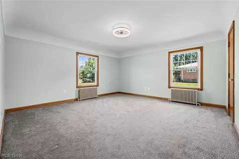 Bedroom - 3230 E Wallings Rd, Broadview Heights, OH 44147 photo 1 of 10