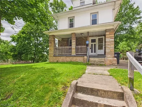 448 E Voris St, Akron, OH 44311
