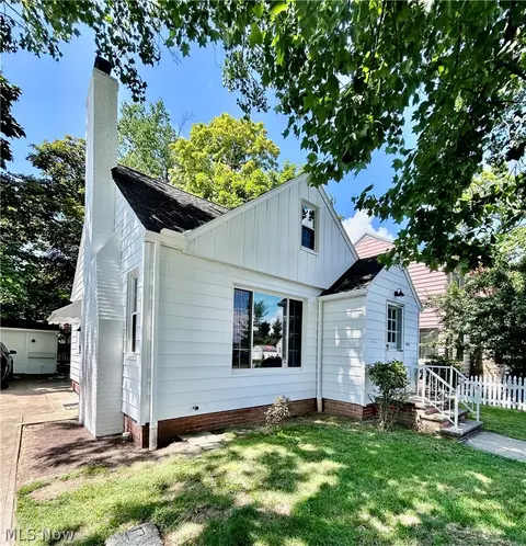 1356 Worton Blvd, Mayfield Heights, OH 44124
