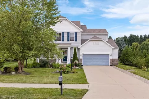 Exterior - 4435 Bentley Dr, Copley, OH 44321 photo 2 of 3