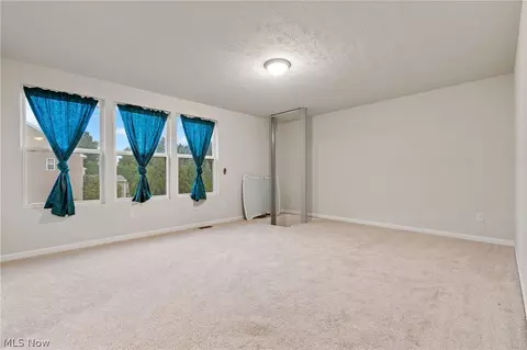Living - 4435 Bentley Dr, Copley, OH 44321 photo 5 of 5