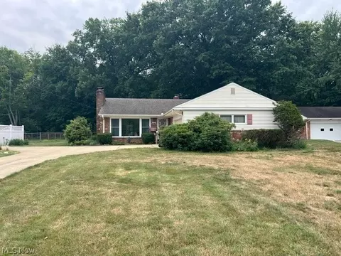 23869 Bonny Bank Dr, Westlake, OH 44145