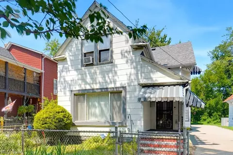 7311 Montgomery Ave, Cleveland, OH 44104