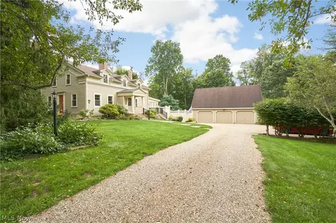 3622 Ira Rd, Akron, OH 44333