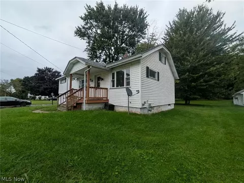 3252 Orchard Rd, Ashtabula, OH 44004 photo 3