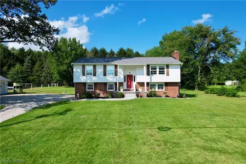4197 Waynesburg Rd NW, Carrollton, OH 44615
