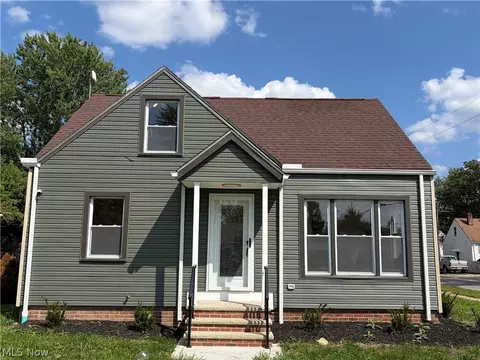 3895 E 189th St, Cleveland, OH 44122