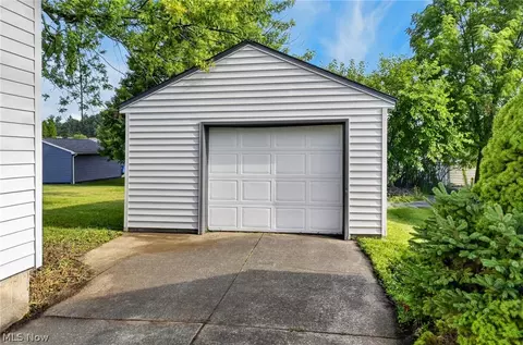 Other - 519 Creed St, Struthers, OH 44471 photo 3 of 14