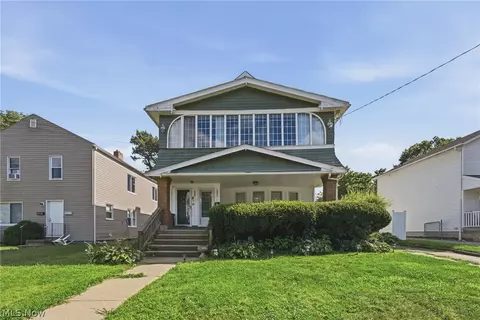 890 Hamlin St, Akron, OH 44320