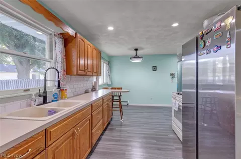 Kitchen - 5847 Clement Dr, Lorain, OH 44053 photo 1 of 4