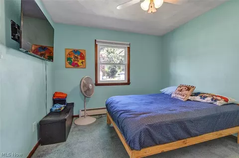 Bedroom - 5847 Clement Dr, Lorain, OH 44053 photo 4 of 7