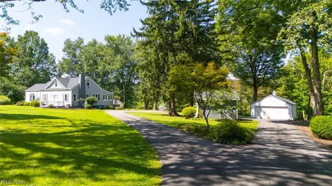 67300 Country Club Rd, Saint Clairsville, OH 43950