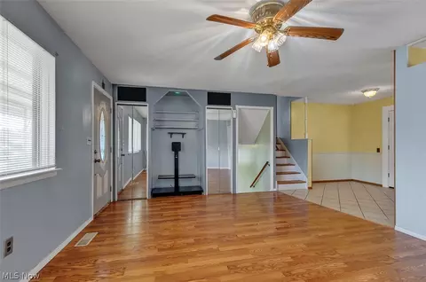 4610 Willow Ave, Lorain, OH 44055 photo 5
