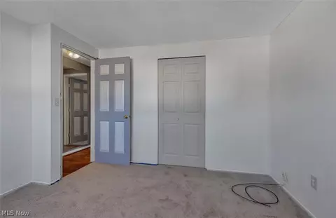 4610 Willow Ave, Lorain, OH 44055 photo 13
