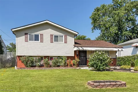 4610 Willow Ave, Lorain, OH 44055