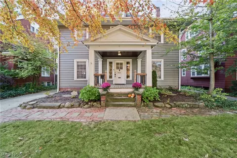 2826 Coleridge Rd, Cleveland Heights, OH 44118
