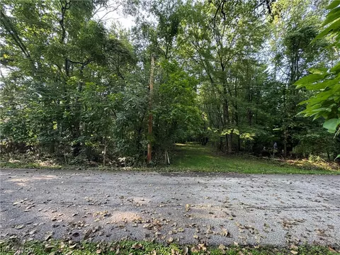 Antone Avenue, Tallmadge, OH 44278