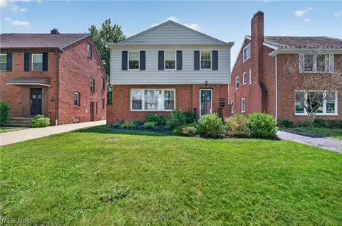 3954 Lansdale Rd, University Heights, OH 44118